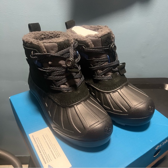 Columbia Other - Columbia Kids' Black and Gray Snow Boots